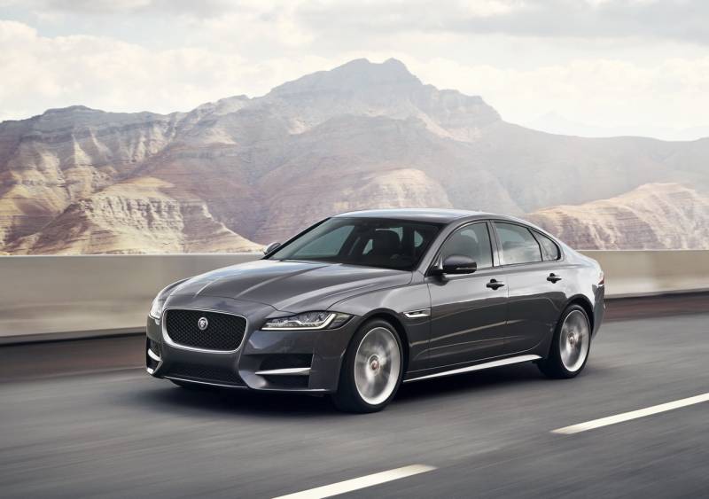JAGUAR XF