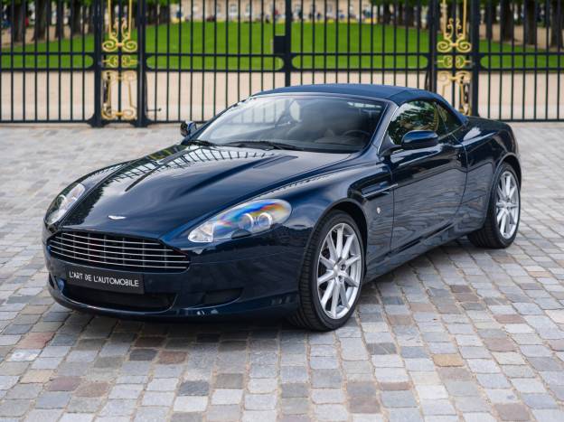 ASTON MARTIN DB9