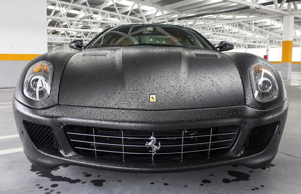 assurer sa ferrari dans la région de marseille