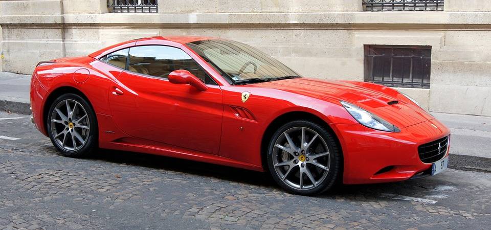 Assurance Ferrari California