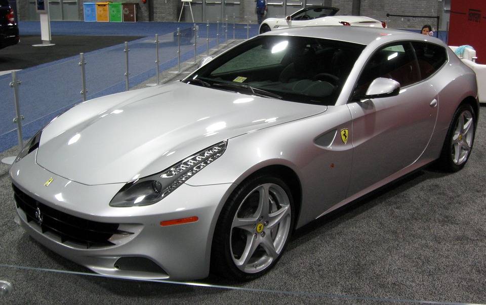 Assurance Ferrari FF